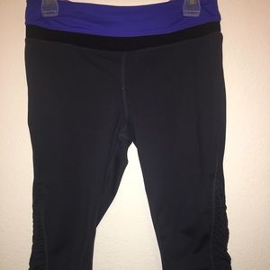 Women’s Tangerine capri workout leggings Size S.